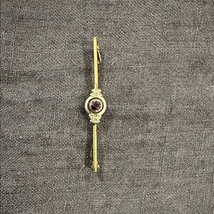 Vintage Brooch with Purple stone